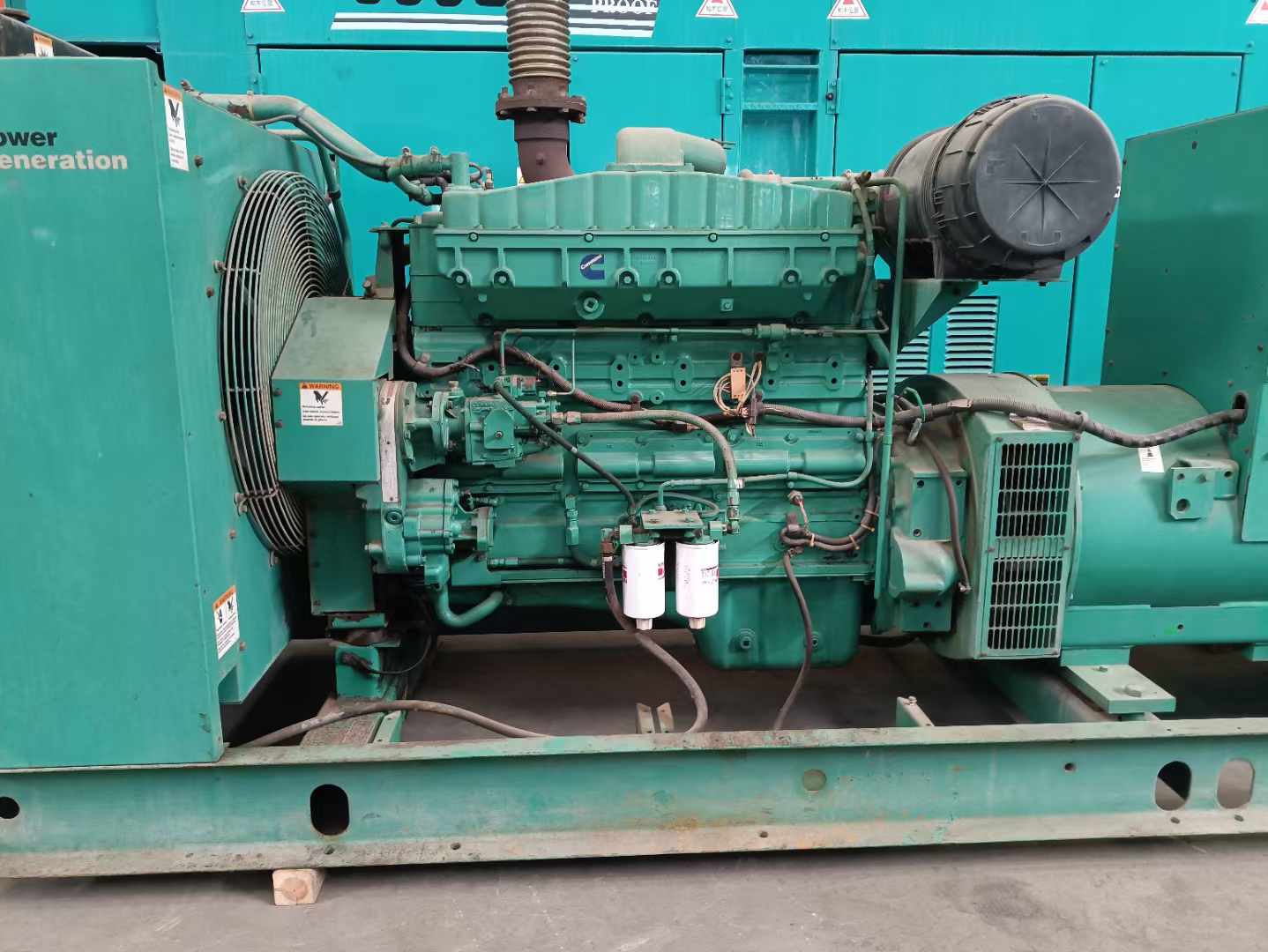 盖州过载会对 600kW 柴油发电机组造成哪些损害？